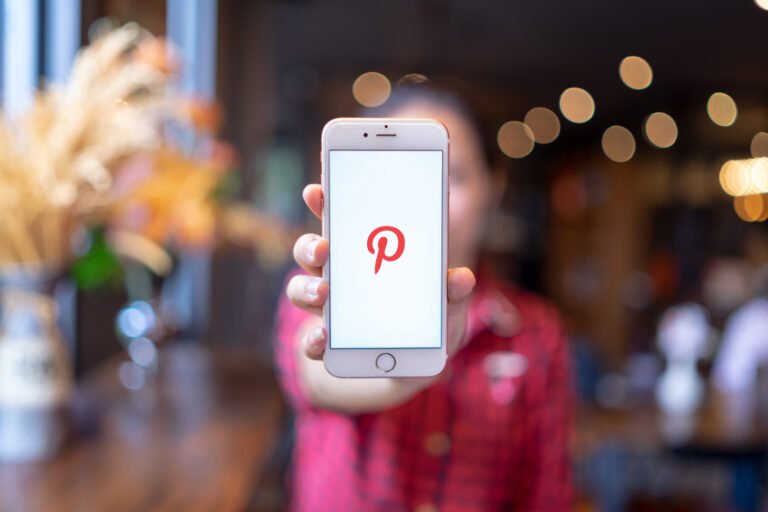 How To Use Pinterest For Blogging In 2023